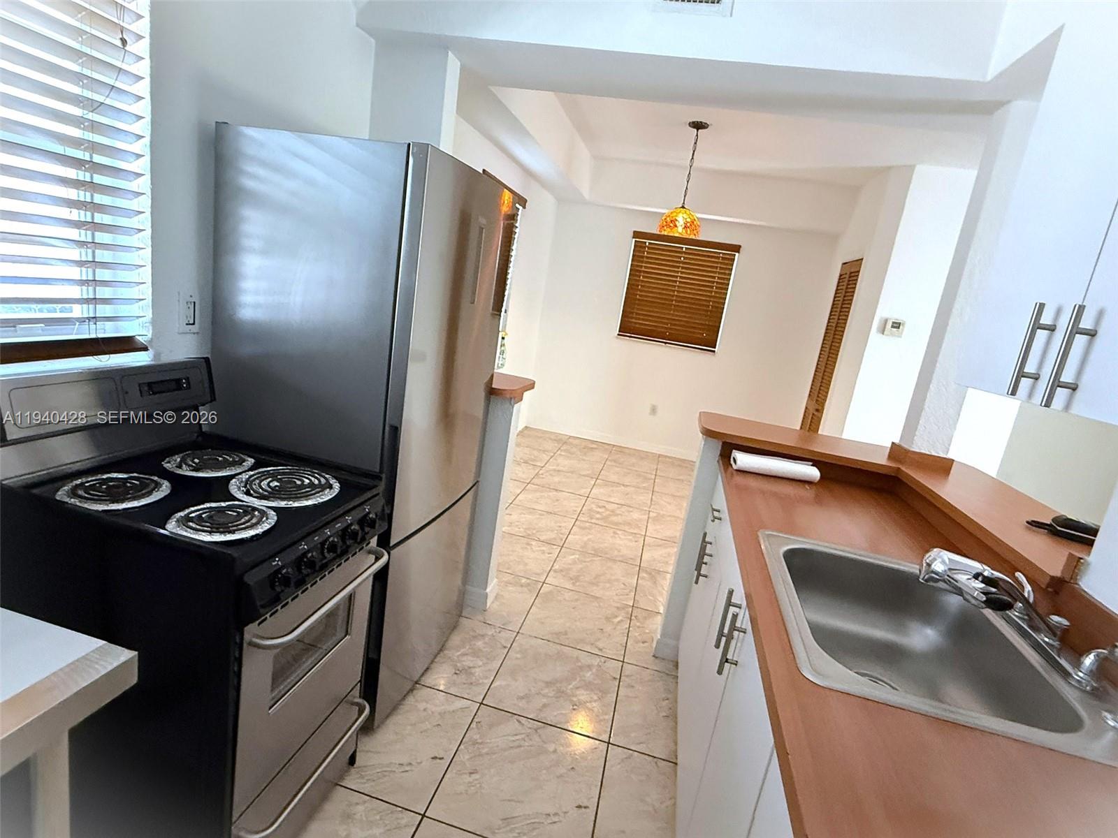 1207 Marseille Dr # 29