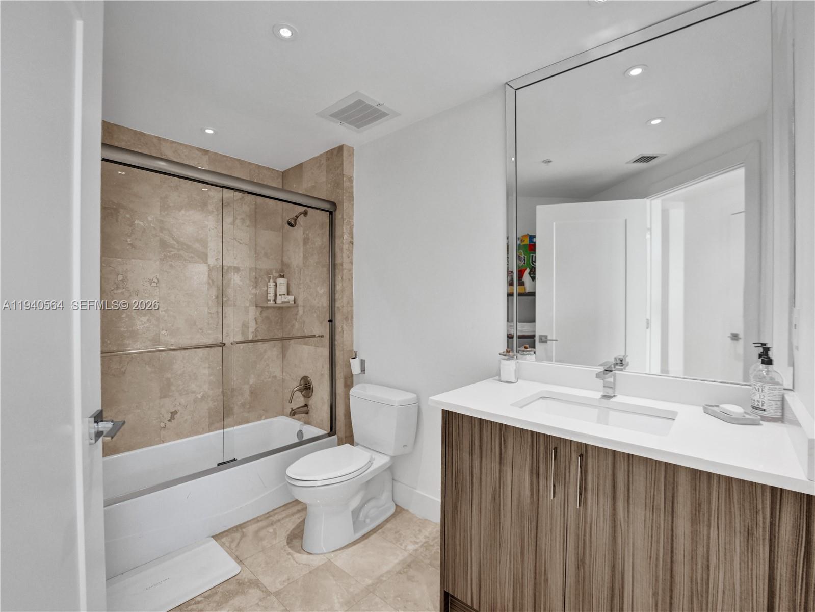 1755 E Hallandale Beach Blvd Unit: PH04E