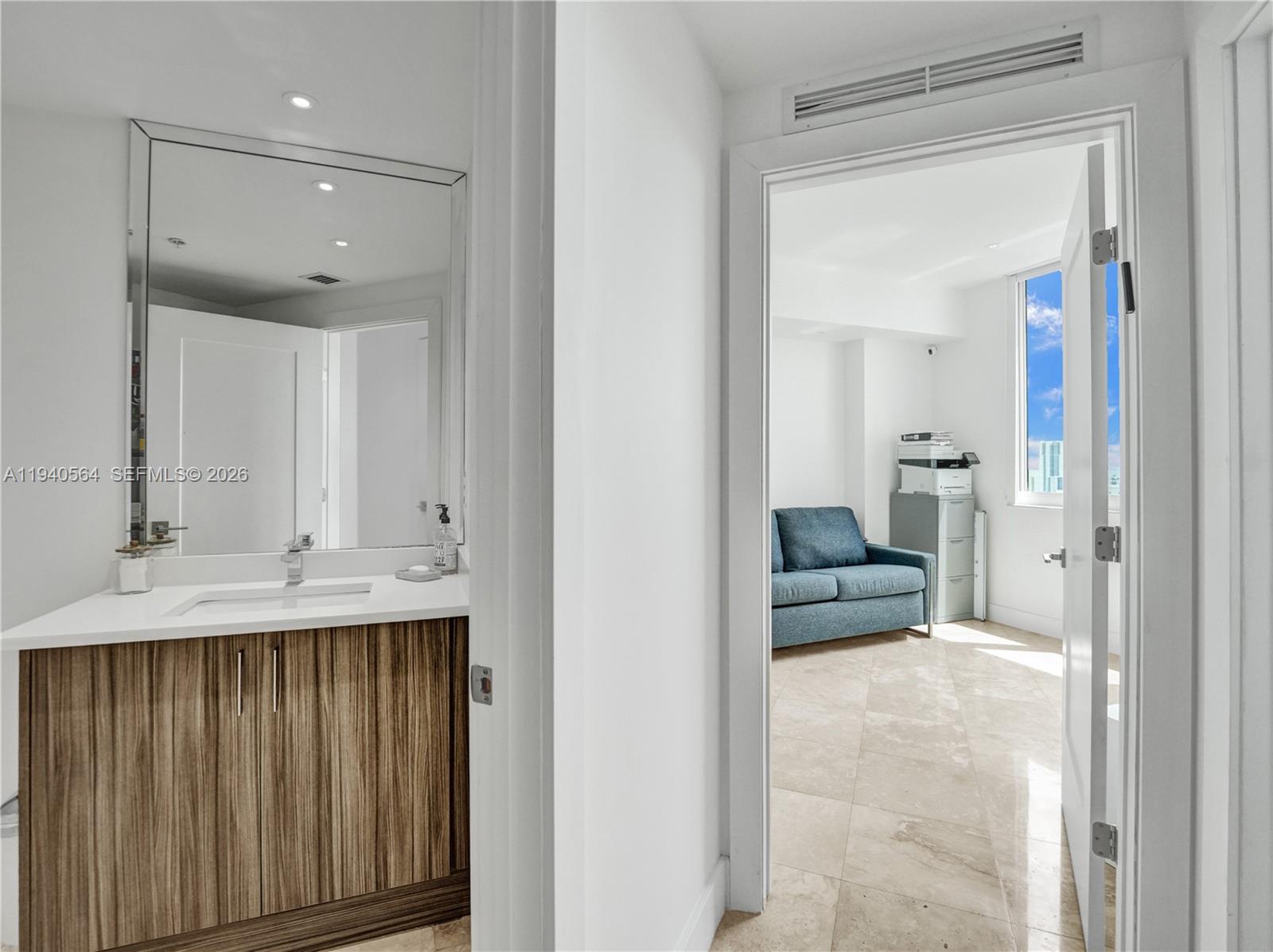 1755 E Hallandale Beach Blvd Unit: PH04E
