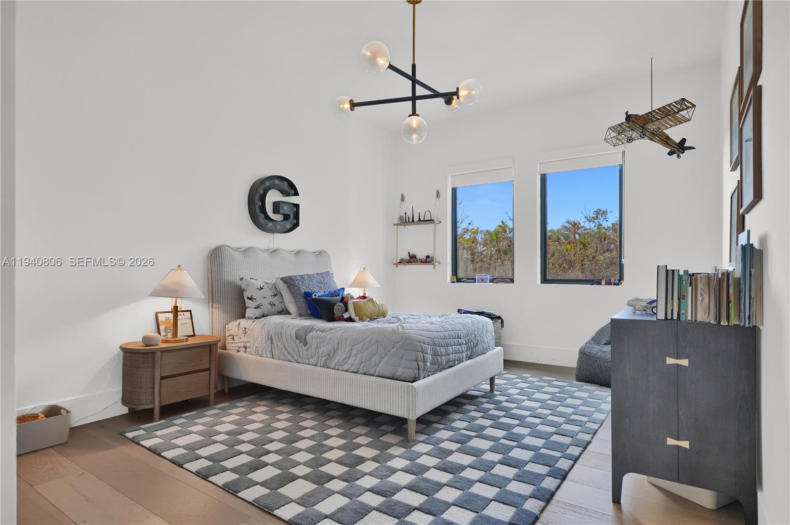 5635 Brookfield Cir w