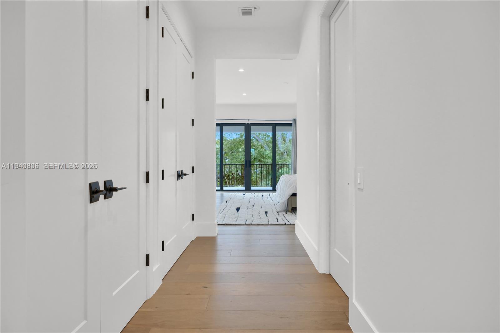 5635 Brookfield Cir w