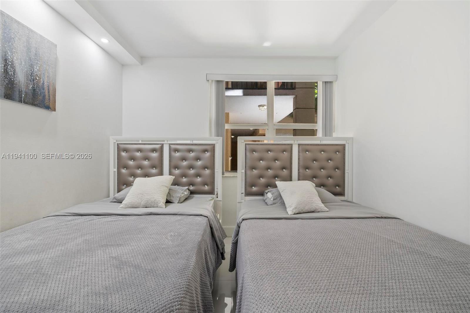 17125 N Bay Rd # 3112