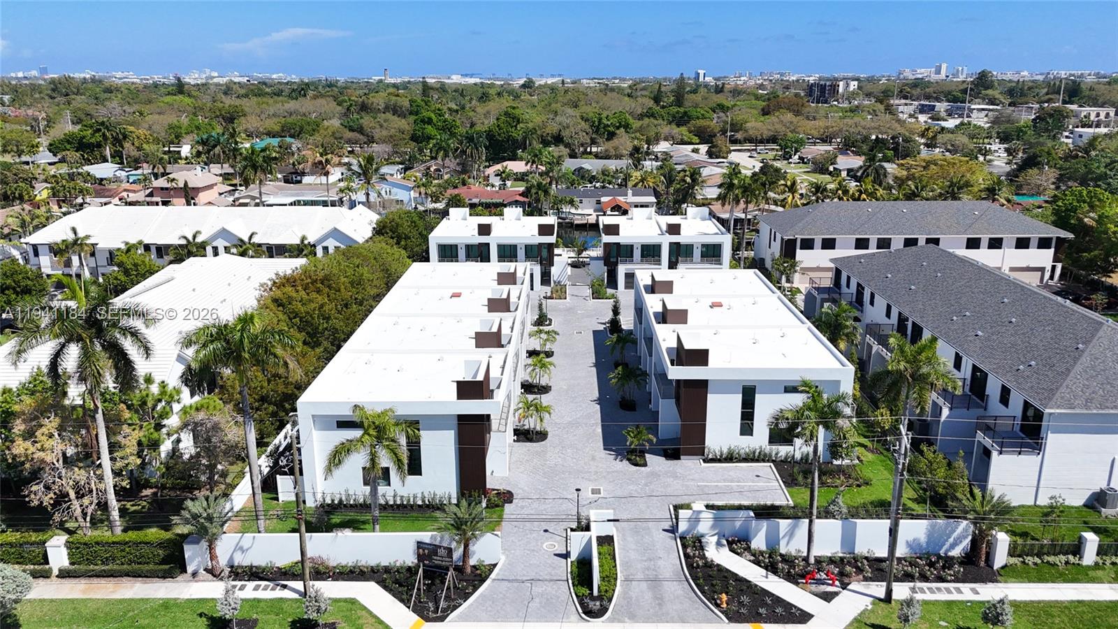 4656 SW 32nd Ave # B1