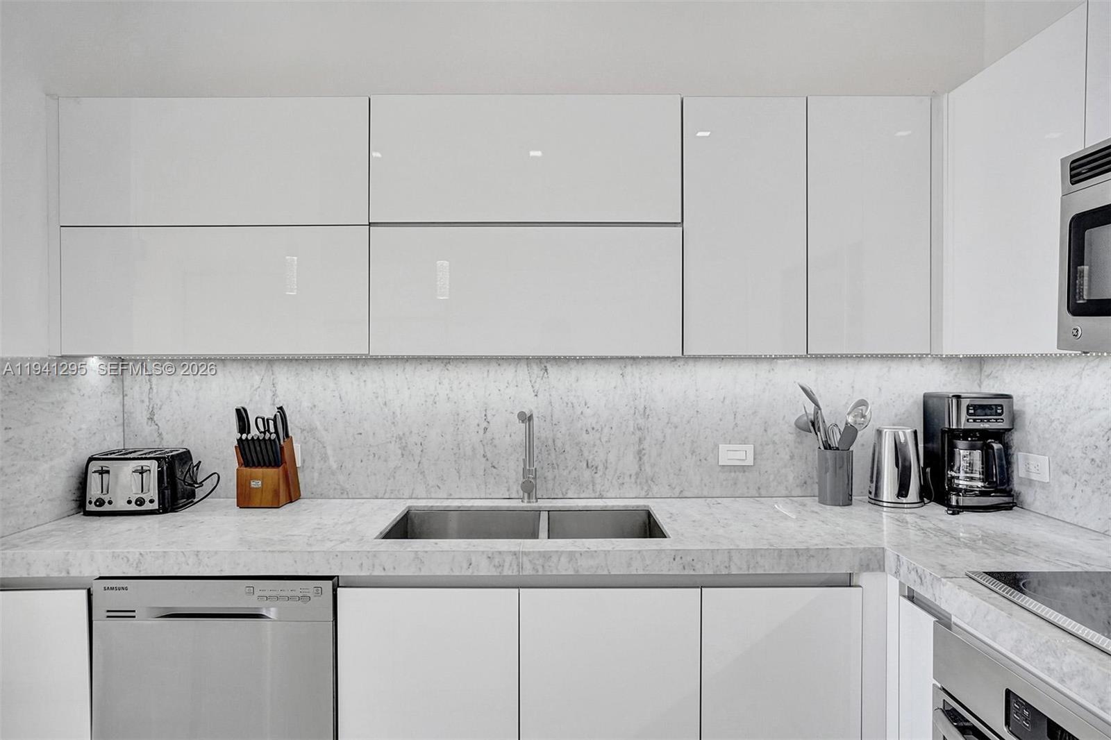 2600 E Hallandale Beach Blvd Unit: T3303