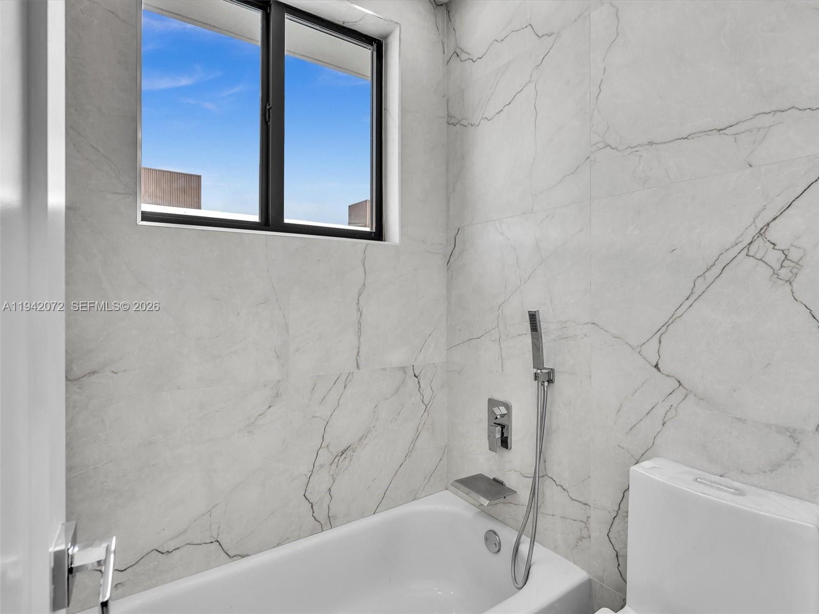 4620 SW 32nd Ave # A2