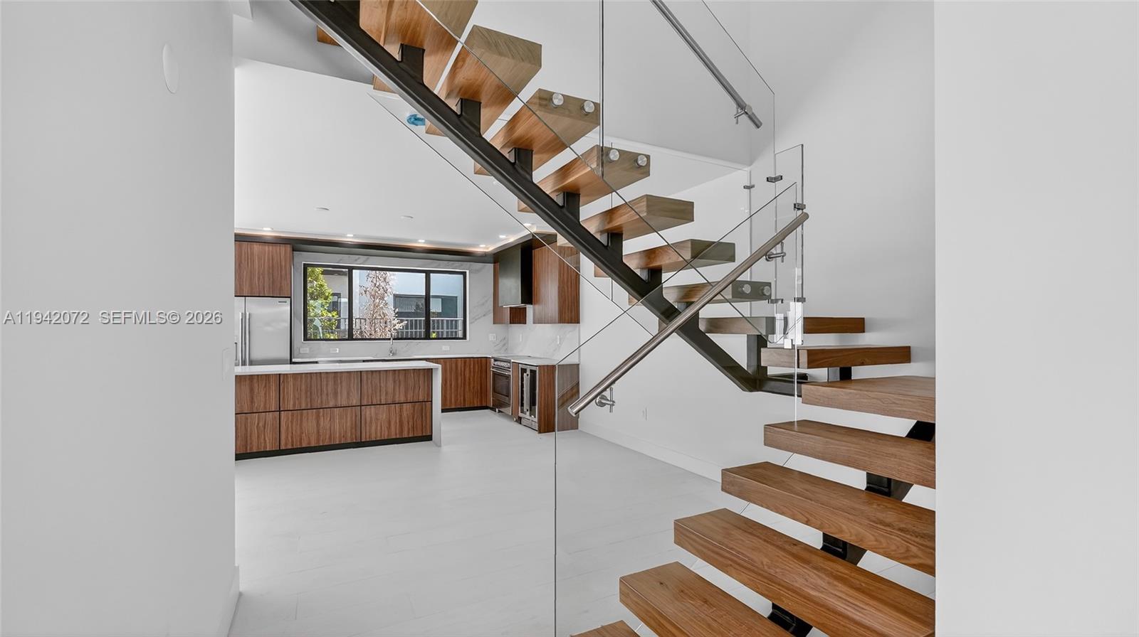 4620 SW 32nd Ave # A2