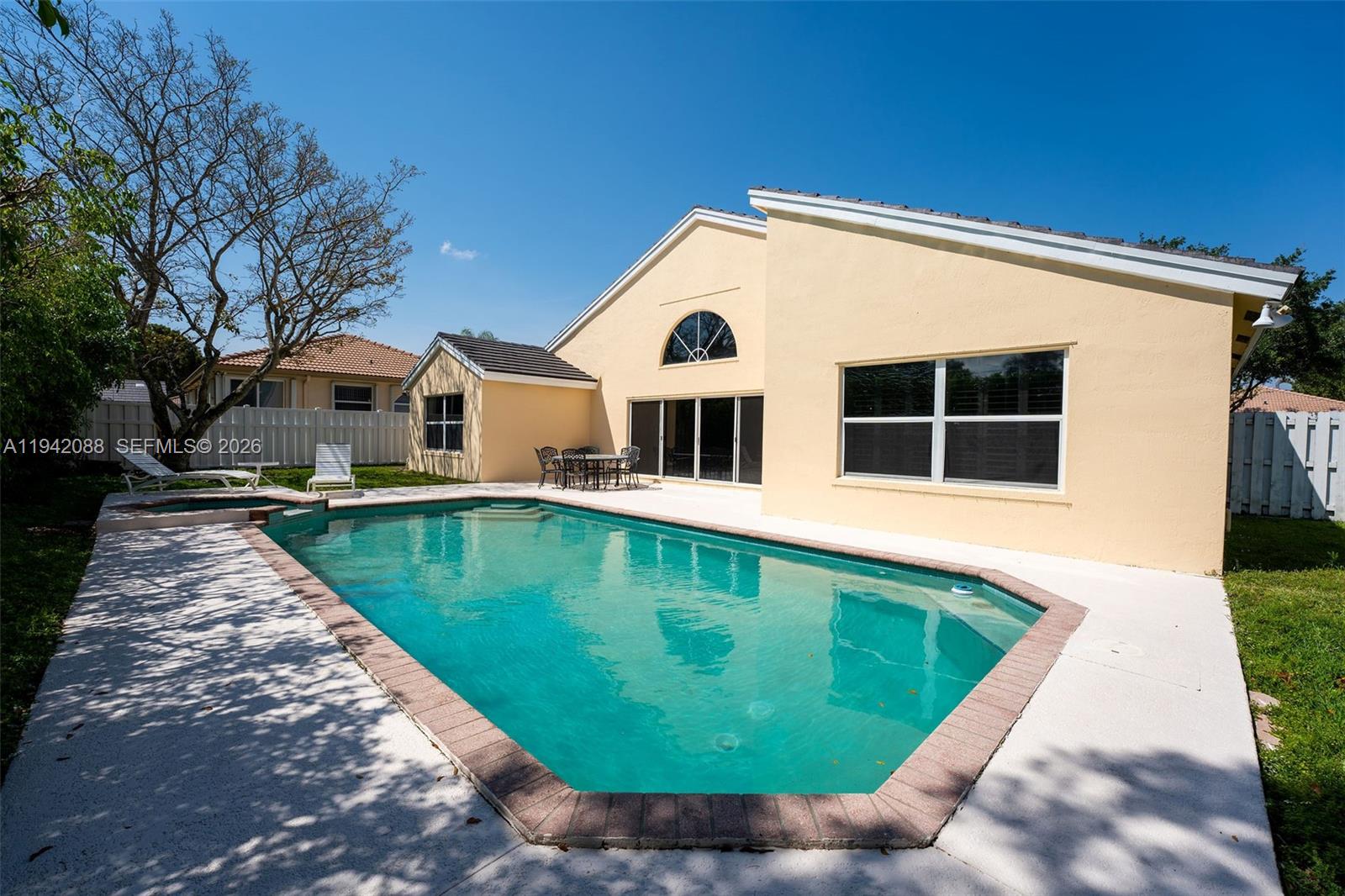 13080 NW 8th Ct