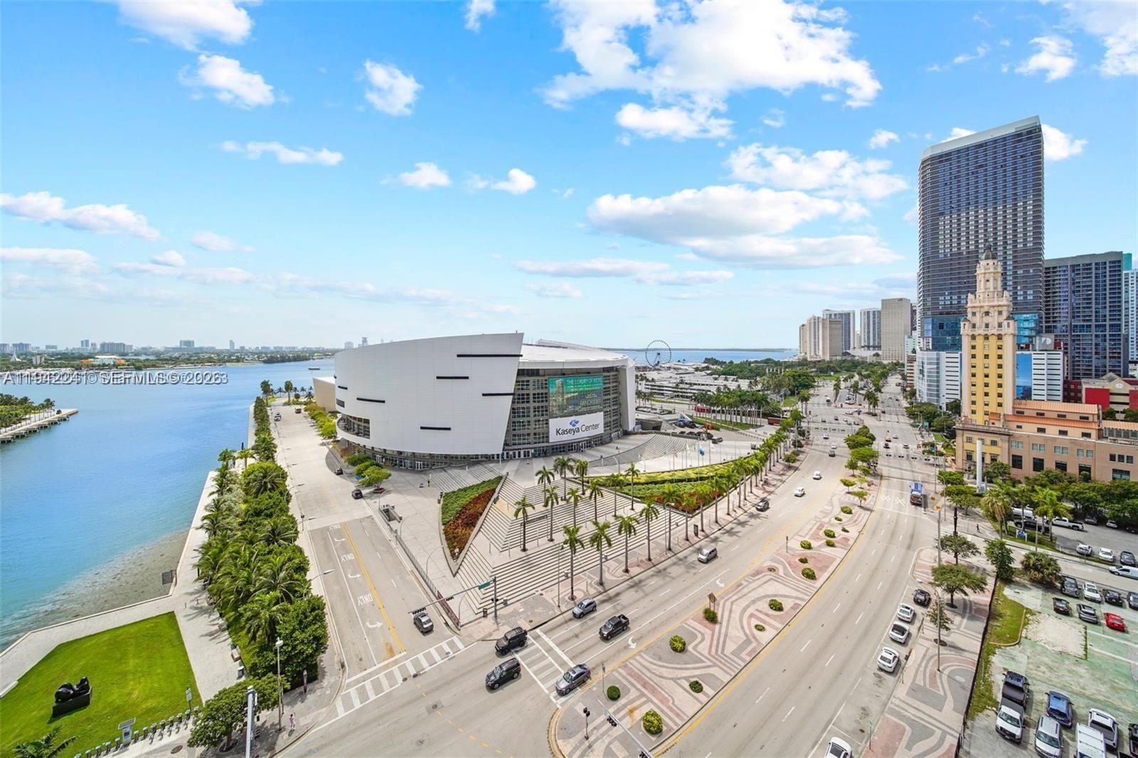888 Biscayne Blvd # 3601