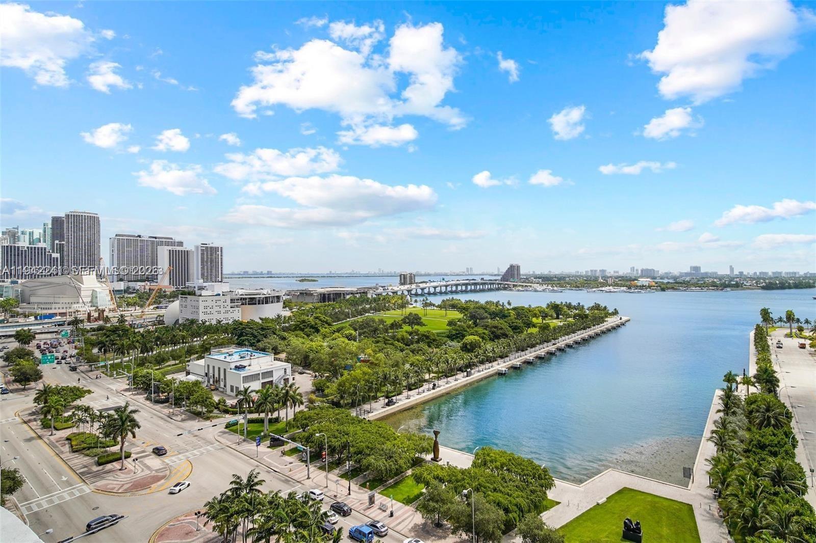 888 Biscayne Blvd # 3601