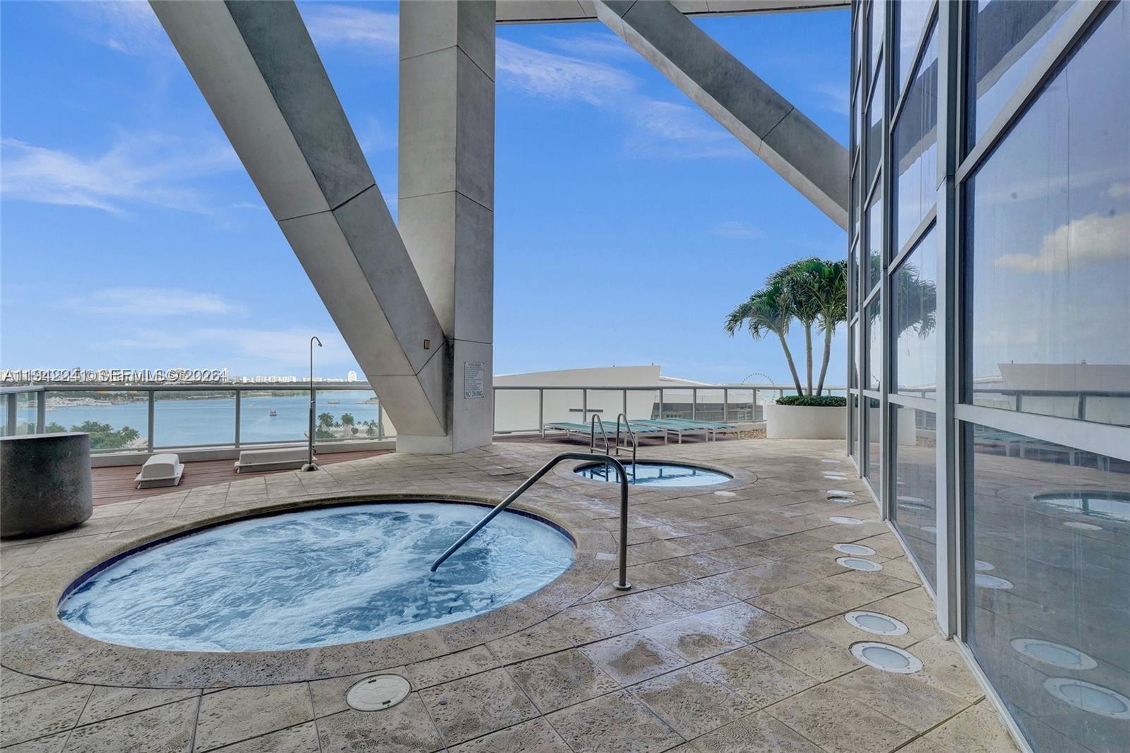 888 Biscayne Blvd # 3601