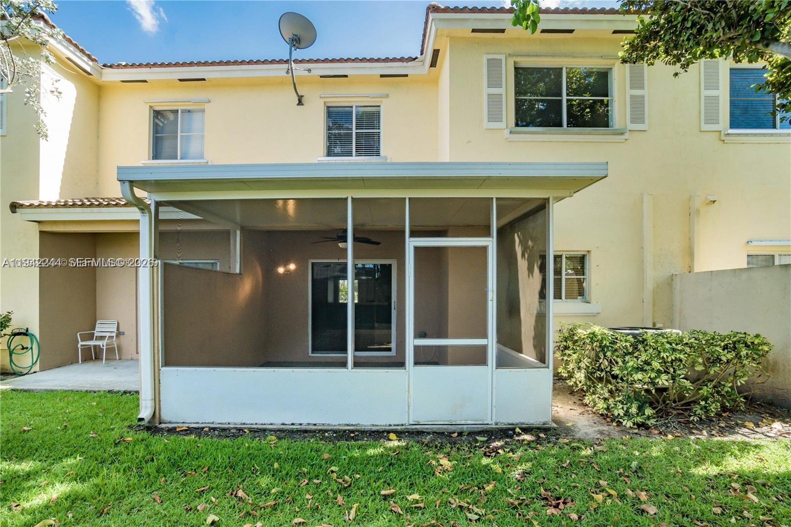 11425 NW 34th Pl