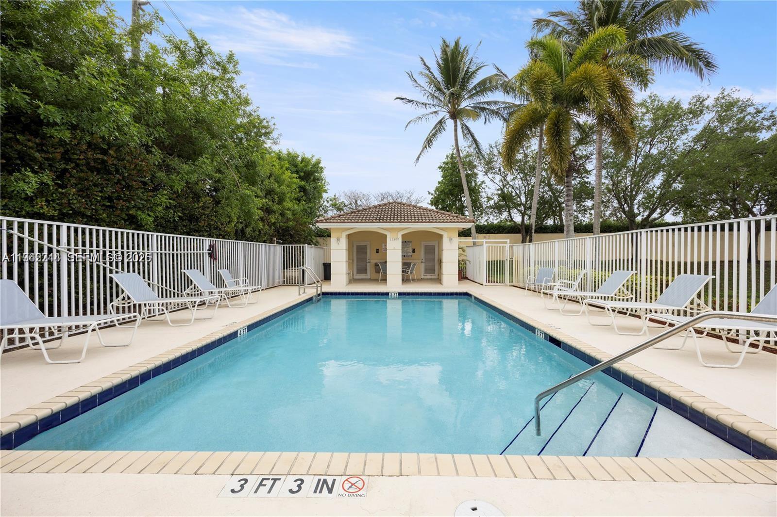 11425 NW 34th Pl
