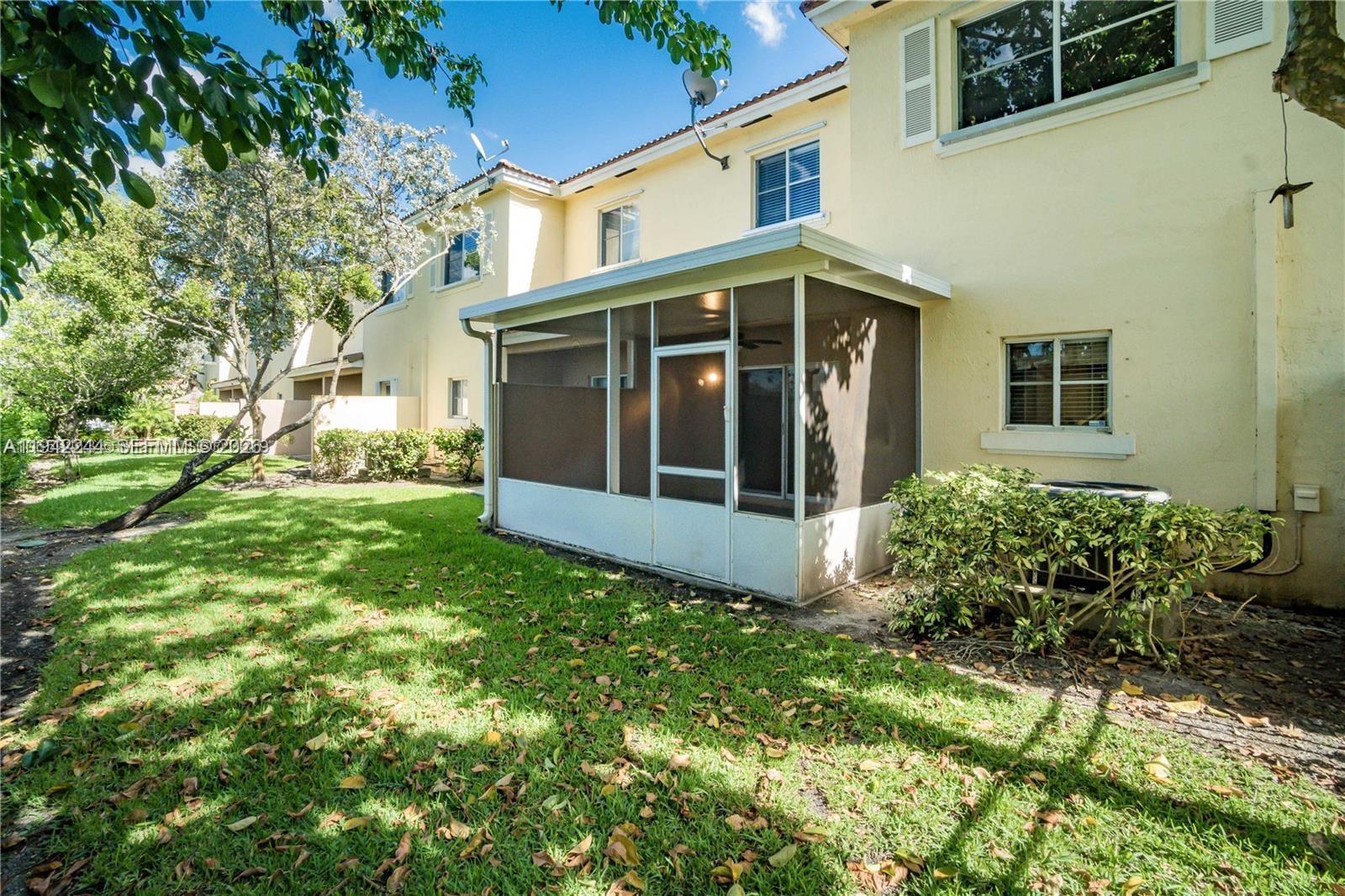 11425 NW 34th Pl