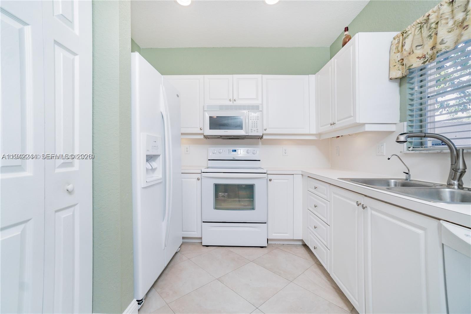 11425 NW 34th Pl