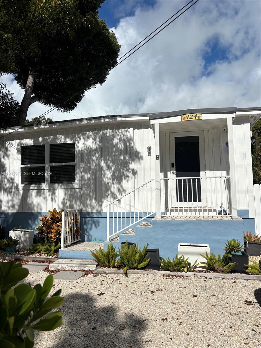 124 South Bay Harbor Dr. # 124