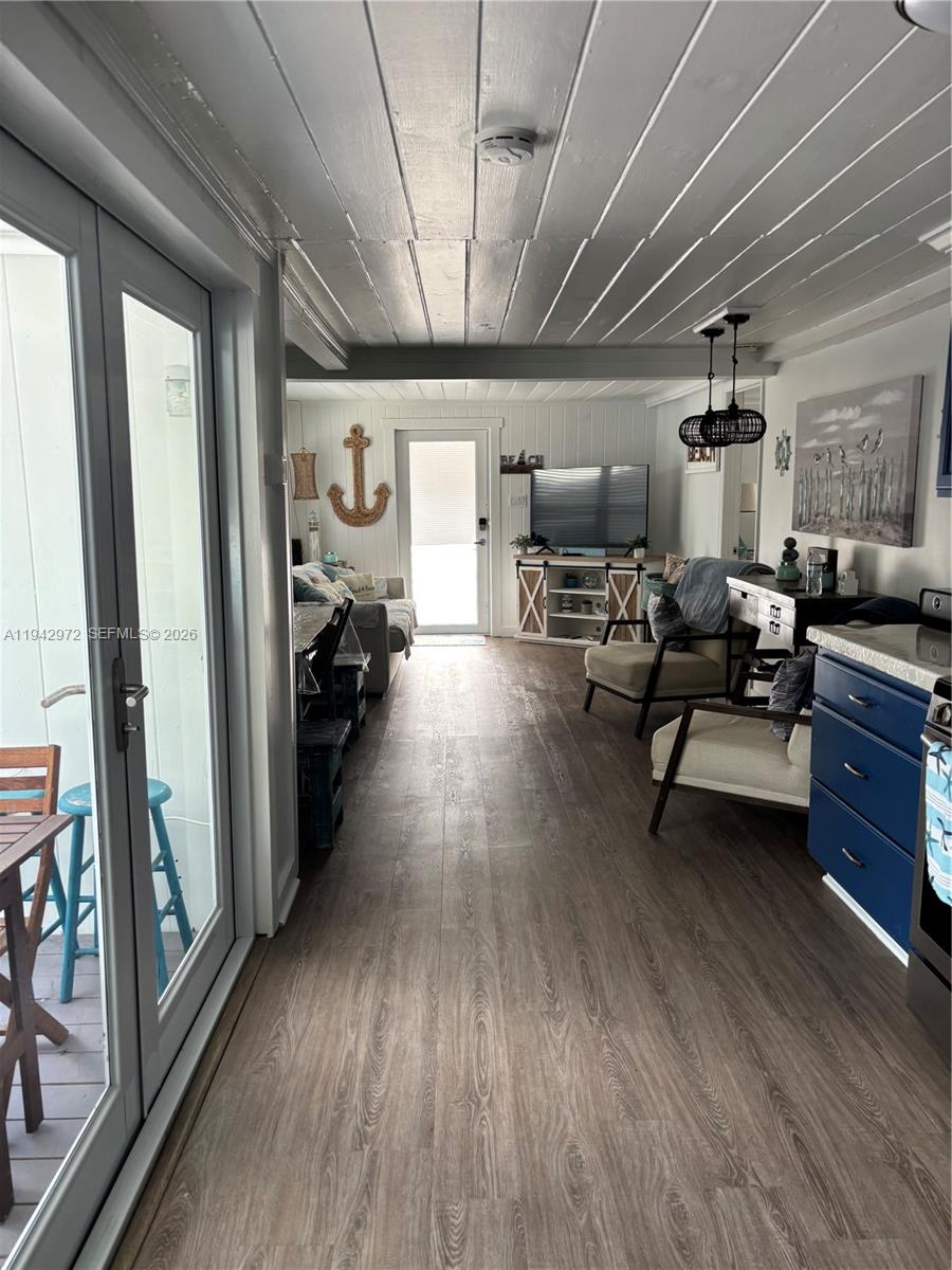 124 South Bay Harbor Dr. # 124