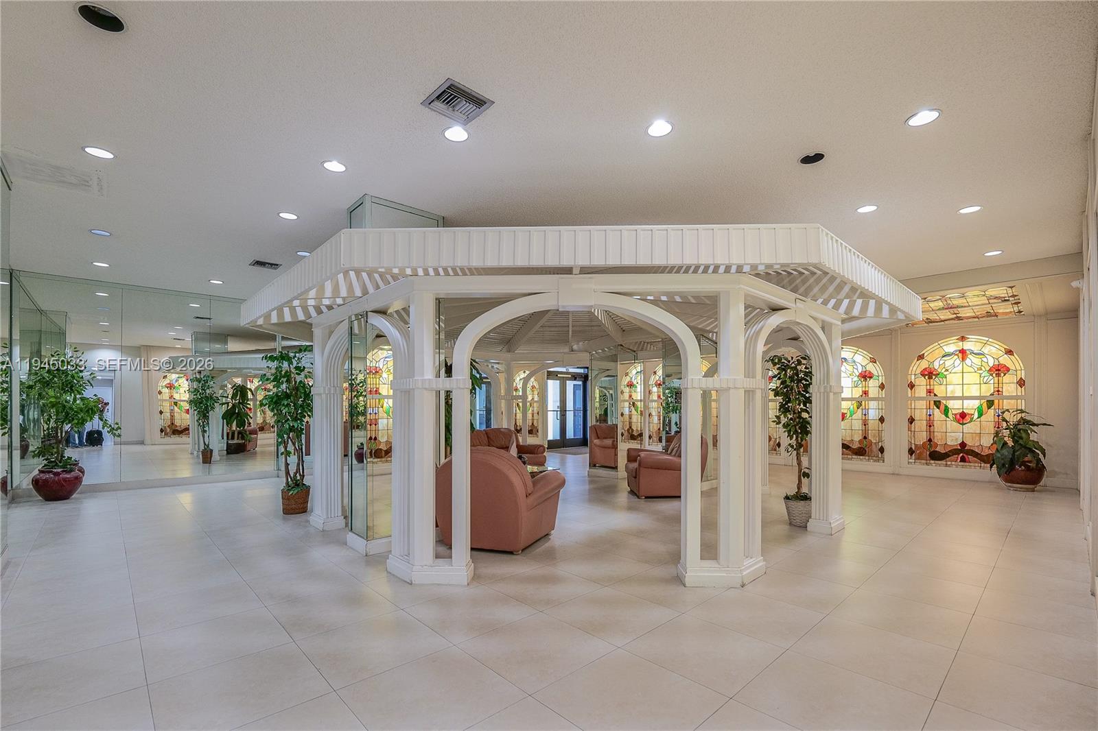 2401 S Ocean Dr # 305