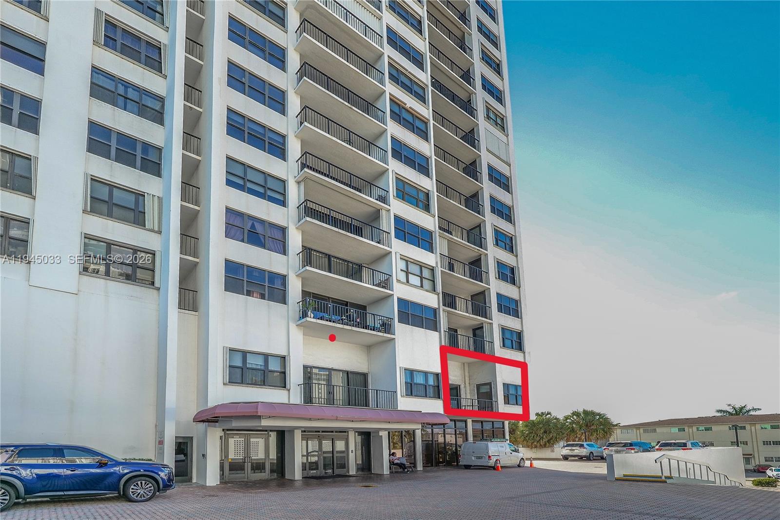 2401 S Ocean Dr # 305