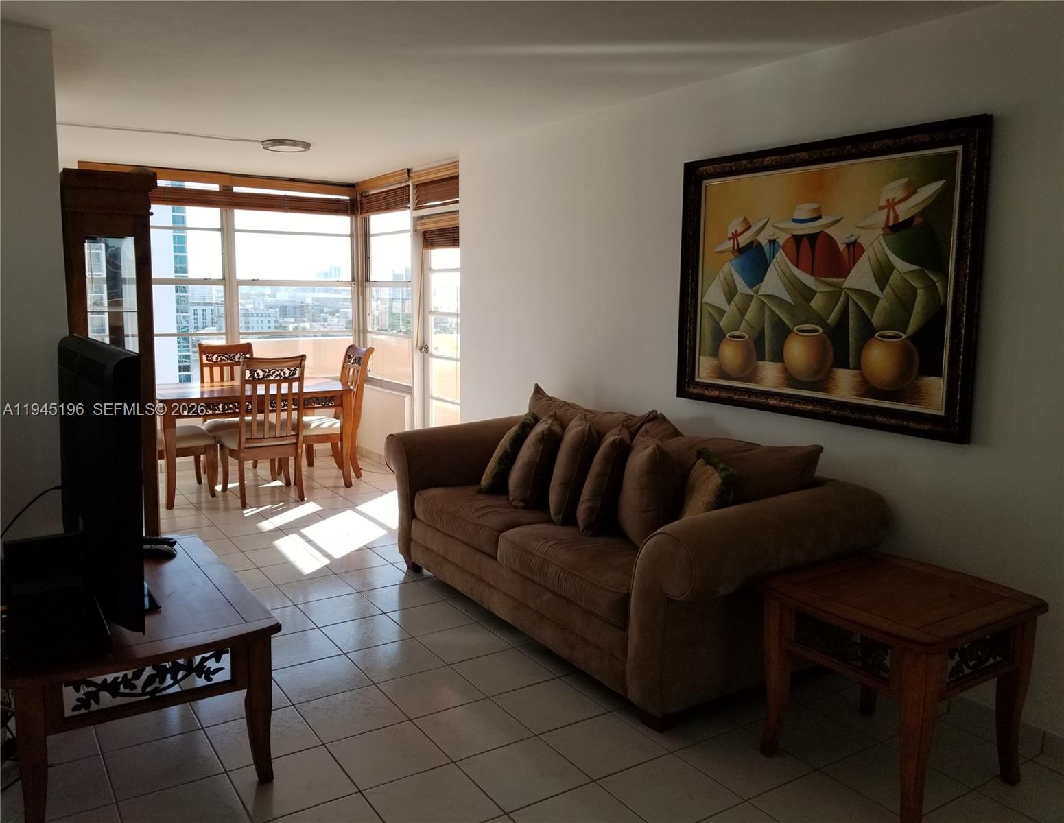 2899 Collins Ave # 1620