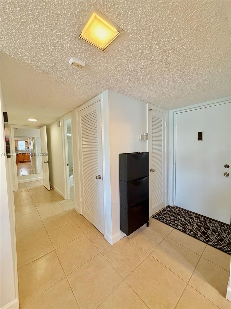 2324 S Cypress Bend Dr # 316