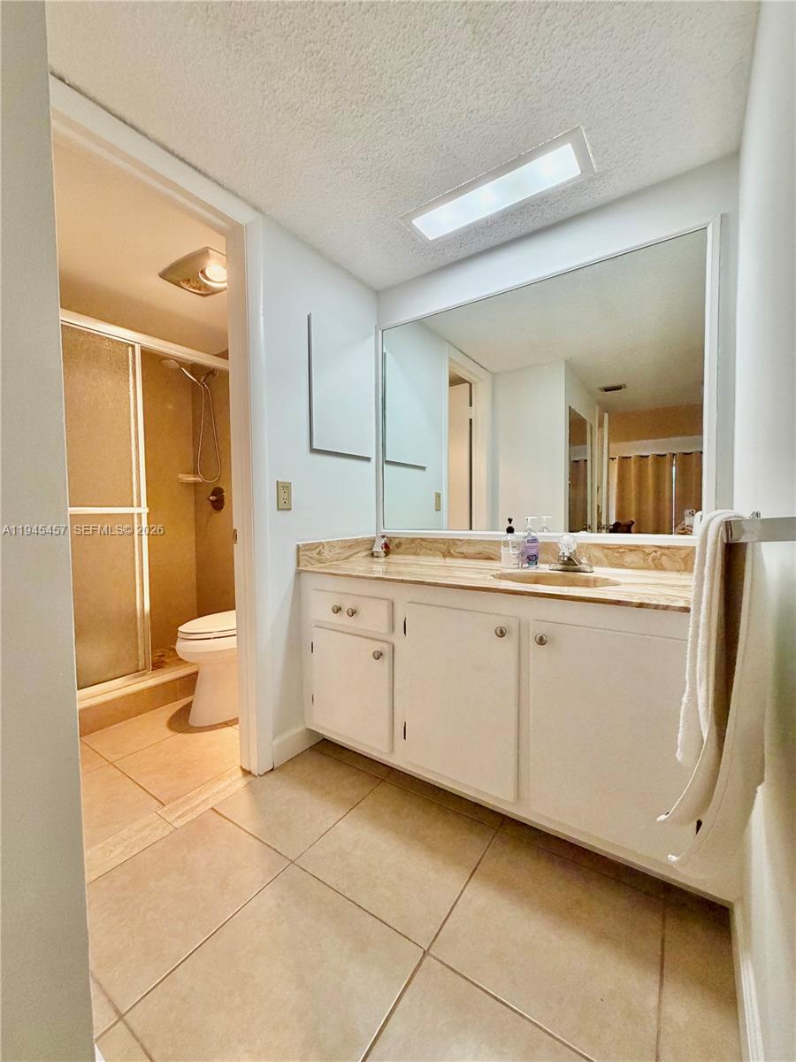 2324 S Cypress Bend Dr # 316