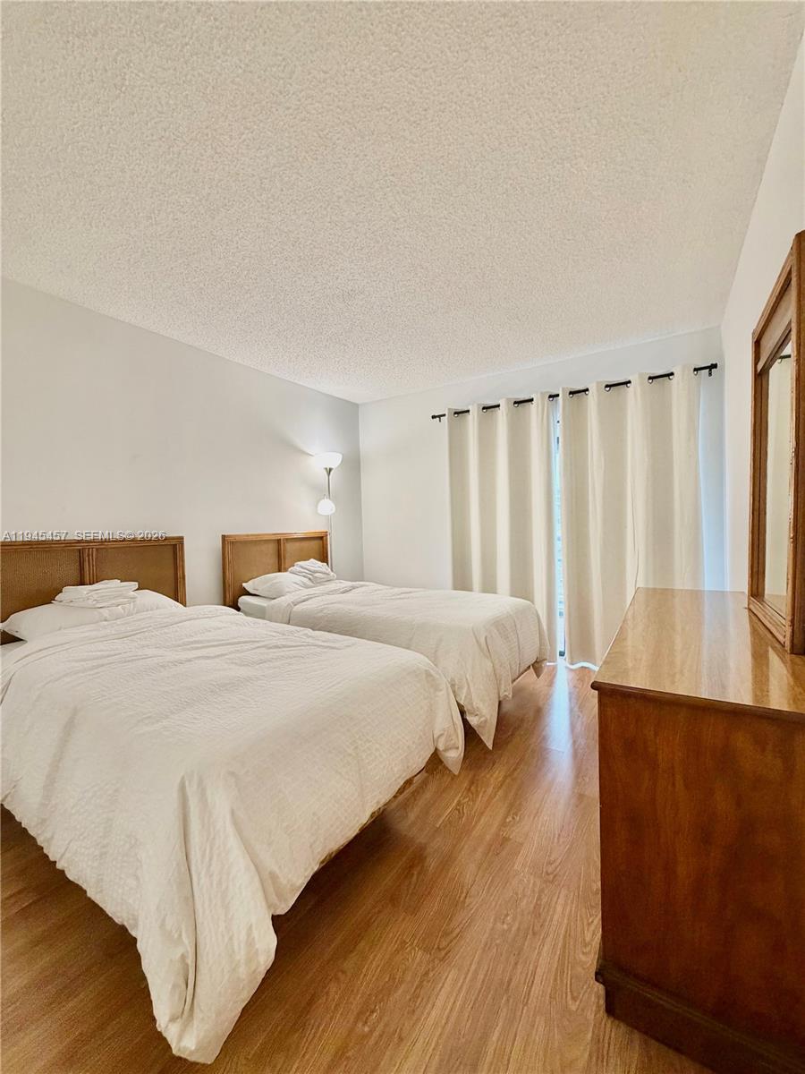 2324 S Cypress Bend Dr # 316