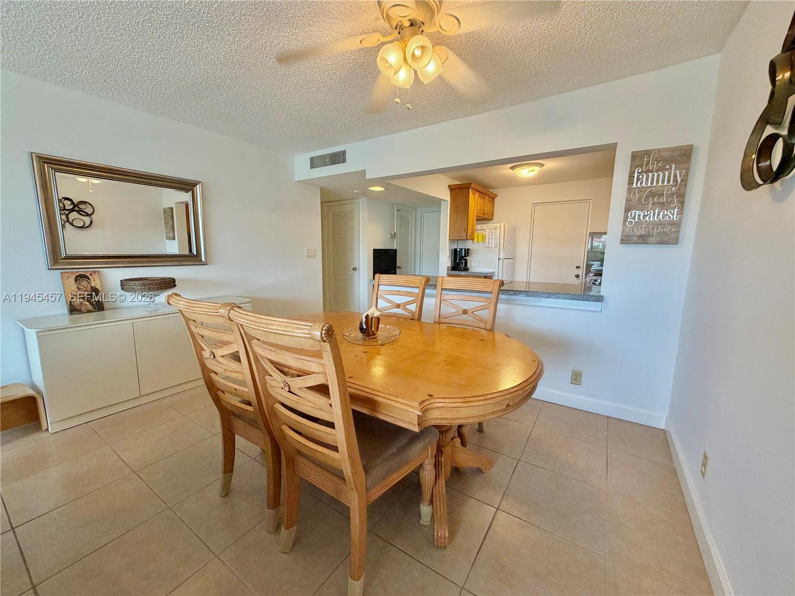 2324 S Cypress Bend Dr # 316