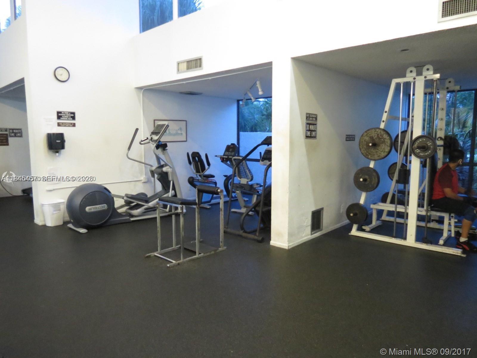 2324 S Cypress Bend Dr # 316