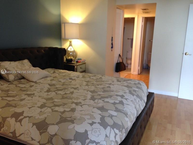 20379 W Country Club Dr # 1737