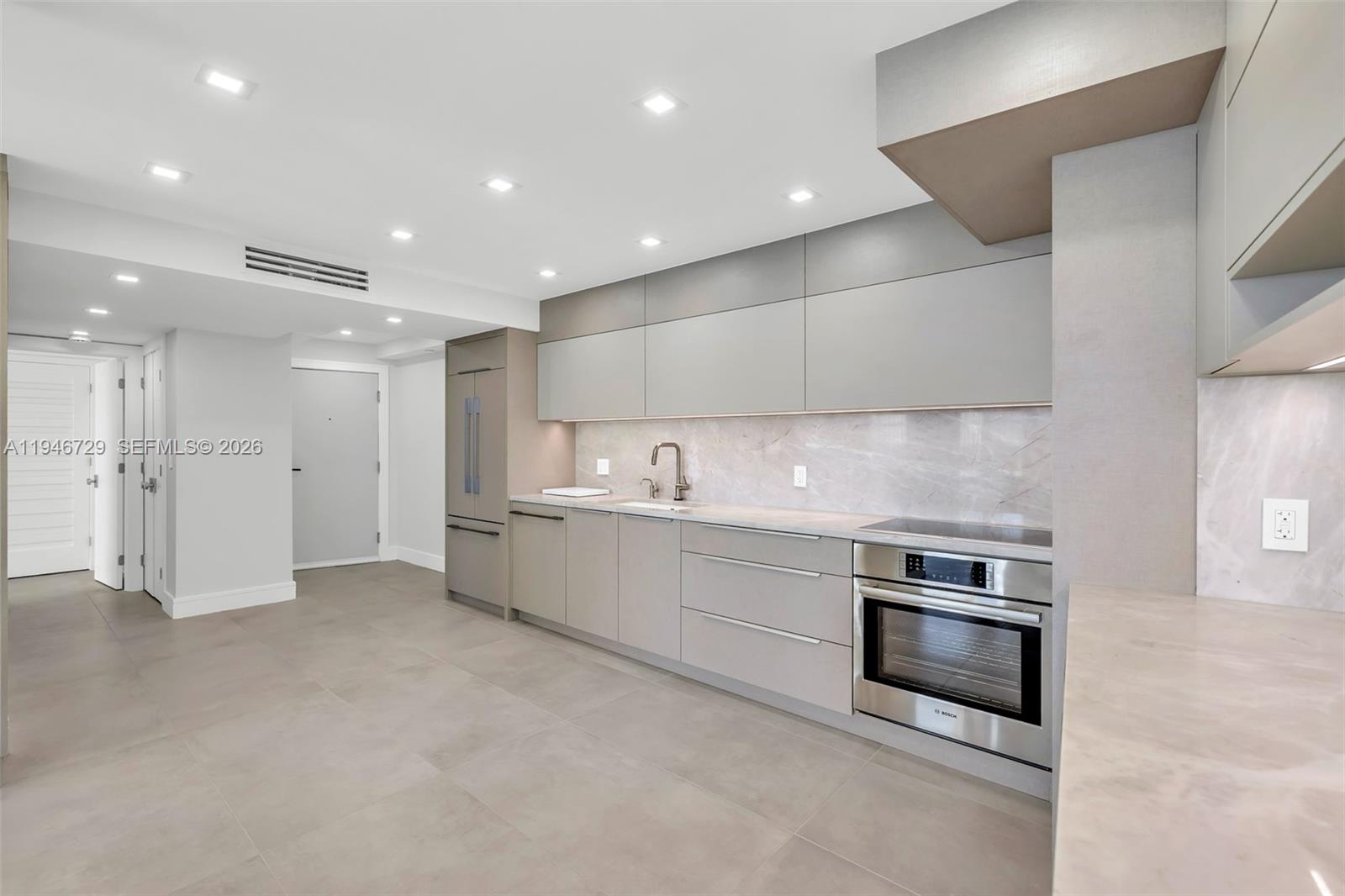 209 N Fort Lauderdale Beach Blvd Unit: 6B