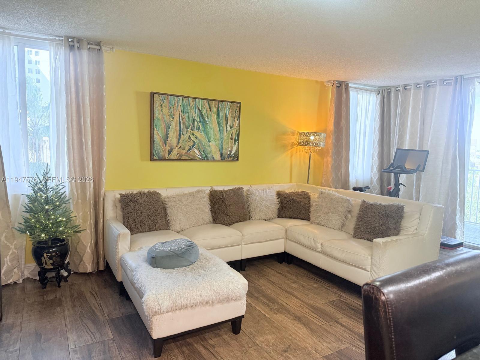 800 N Miami Ave Unit: E-609