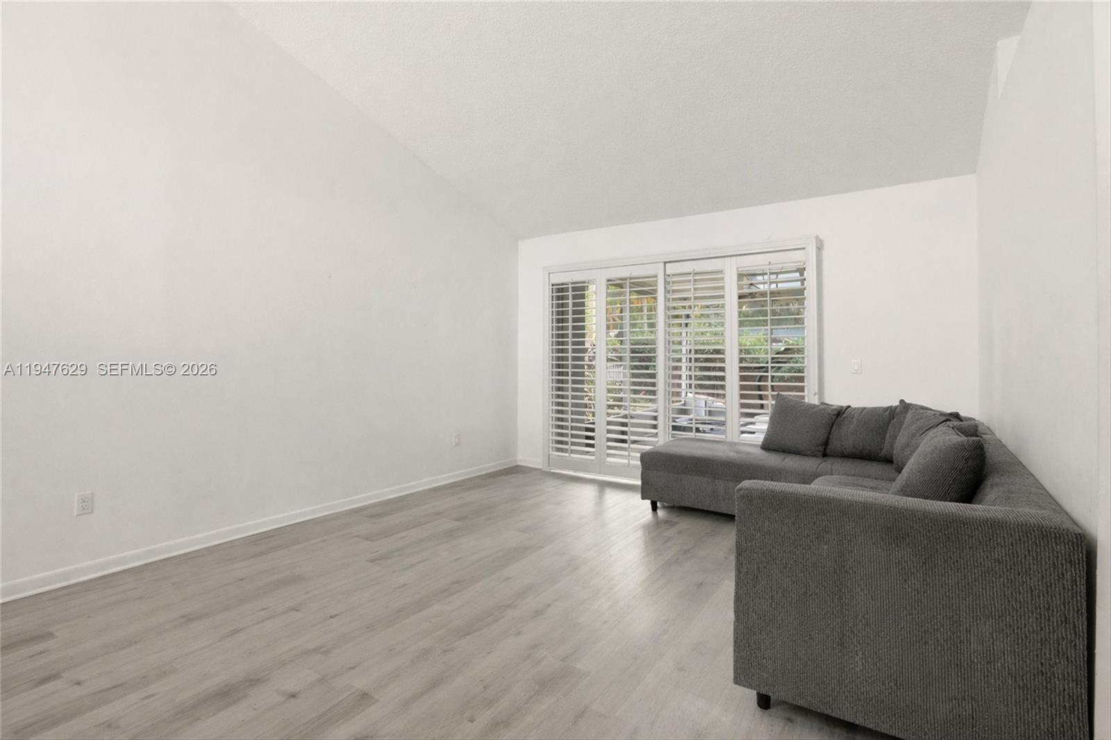 10402 Ashley Oaks Dr