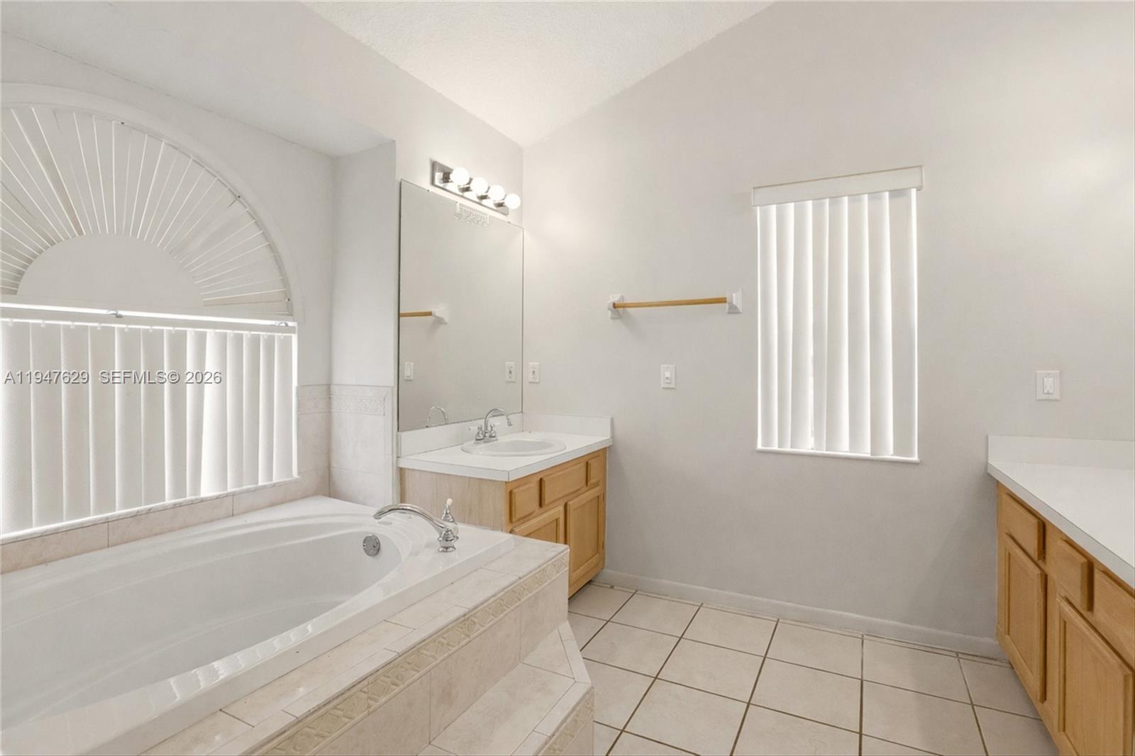 10402 Ashley Oaks Dr