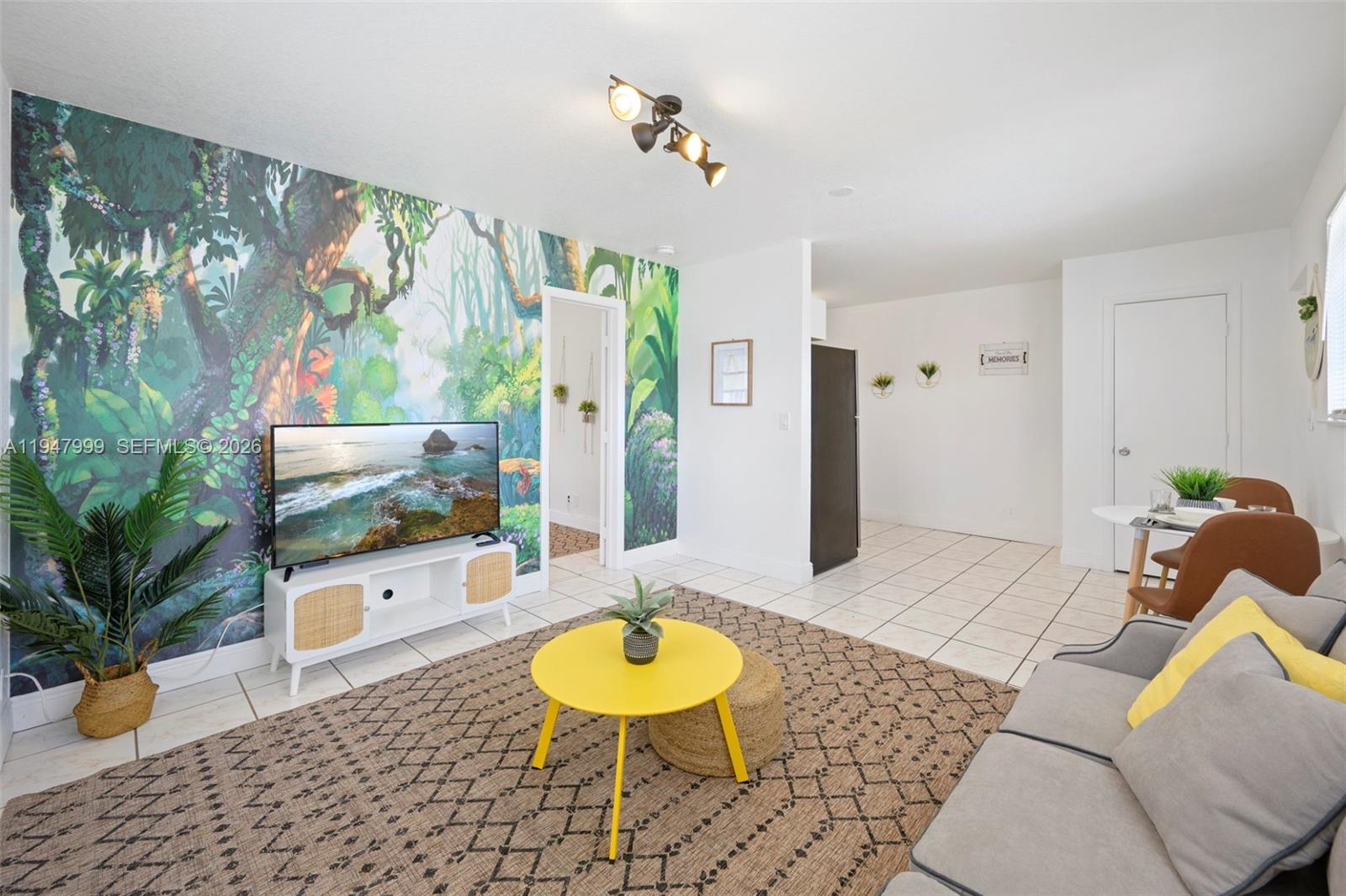 1225 NE 15th Ave # 9 Unit: 1-9