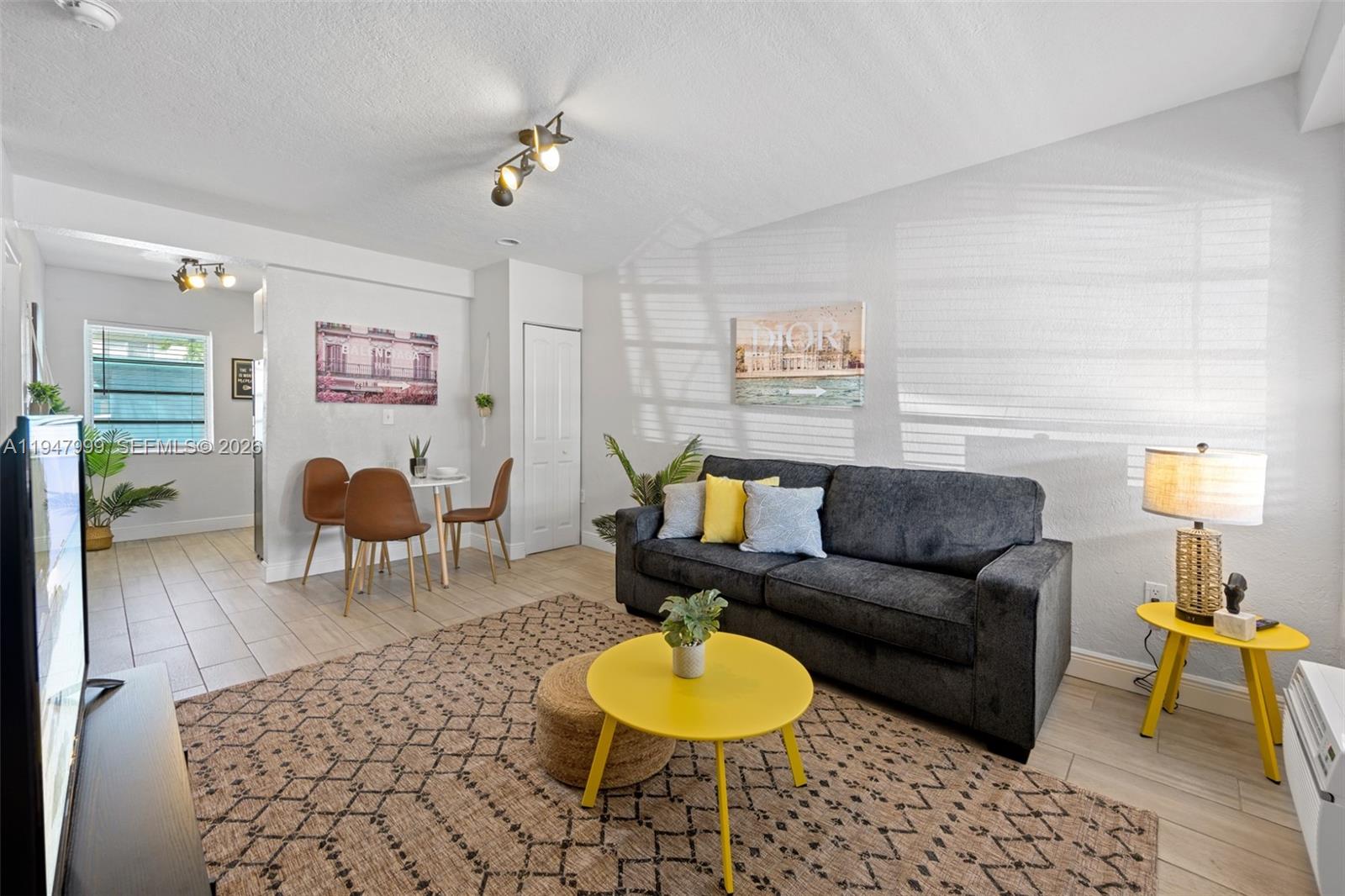 1225 NE 15th Ave # 9 Unit: 1-9