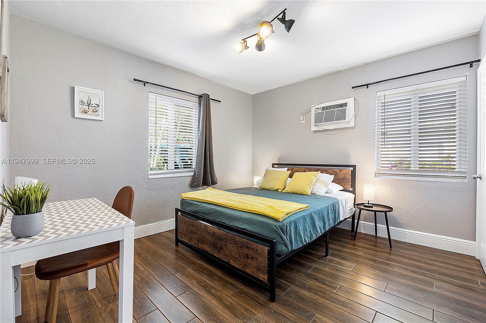 1225 NE 15th Ave # 9 Unit: 1-9