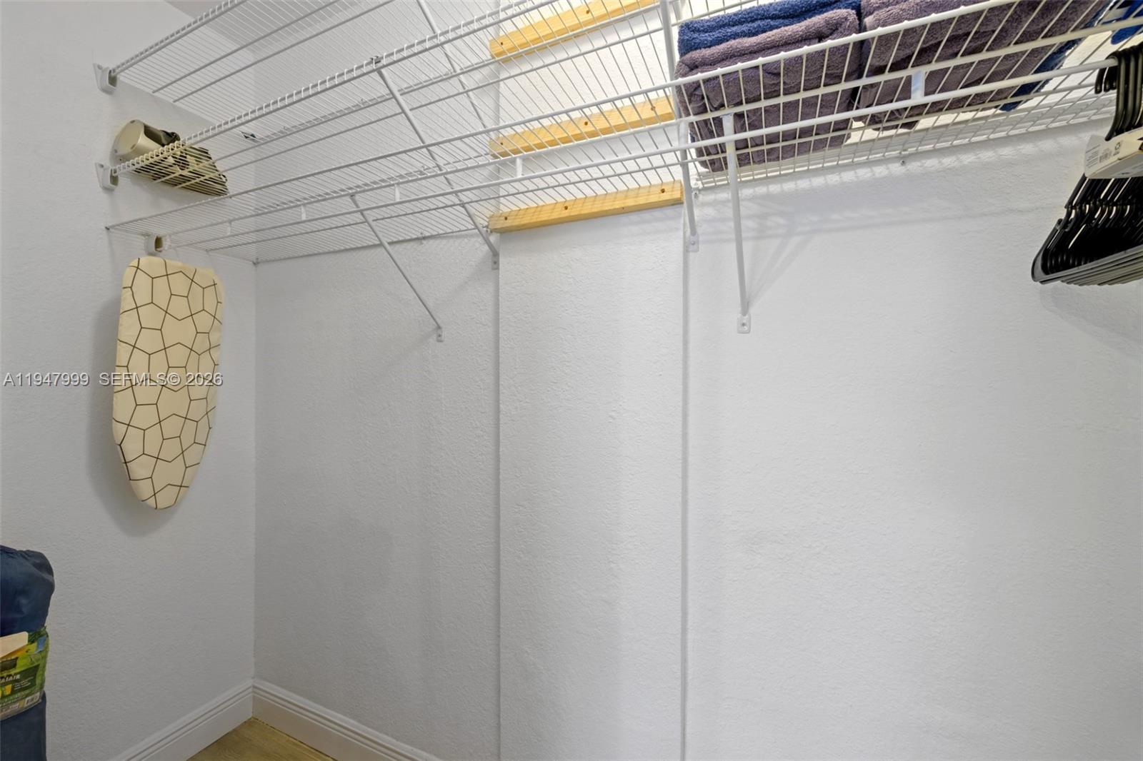 1225 NE 15th Ave # 9 Unit: 1-9