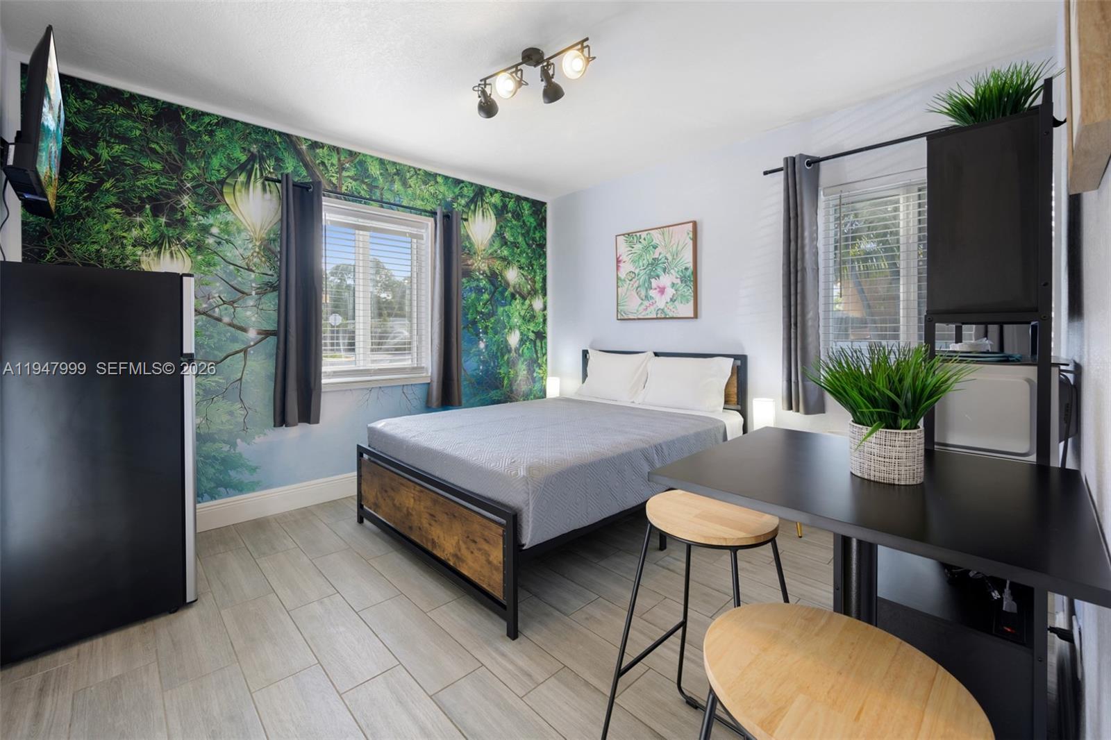 1225 NE 15th Ave # 9 Unit: 1-9