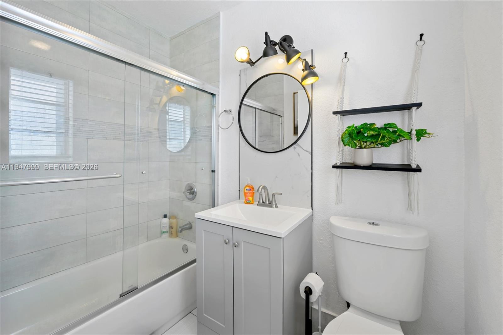 1225 NE 15th Ave # 9 Unit: 1-9