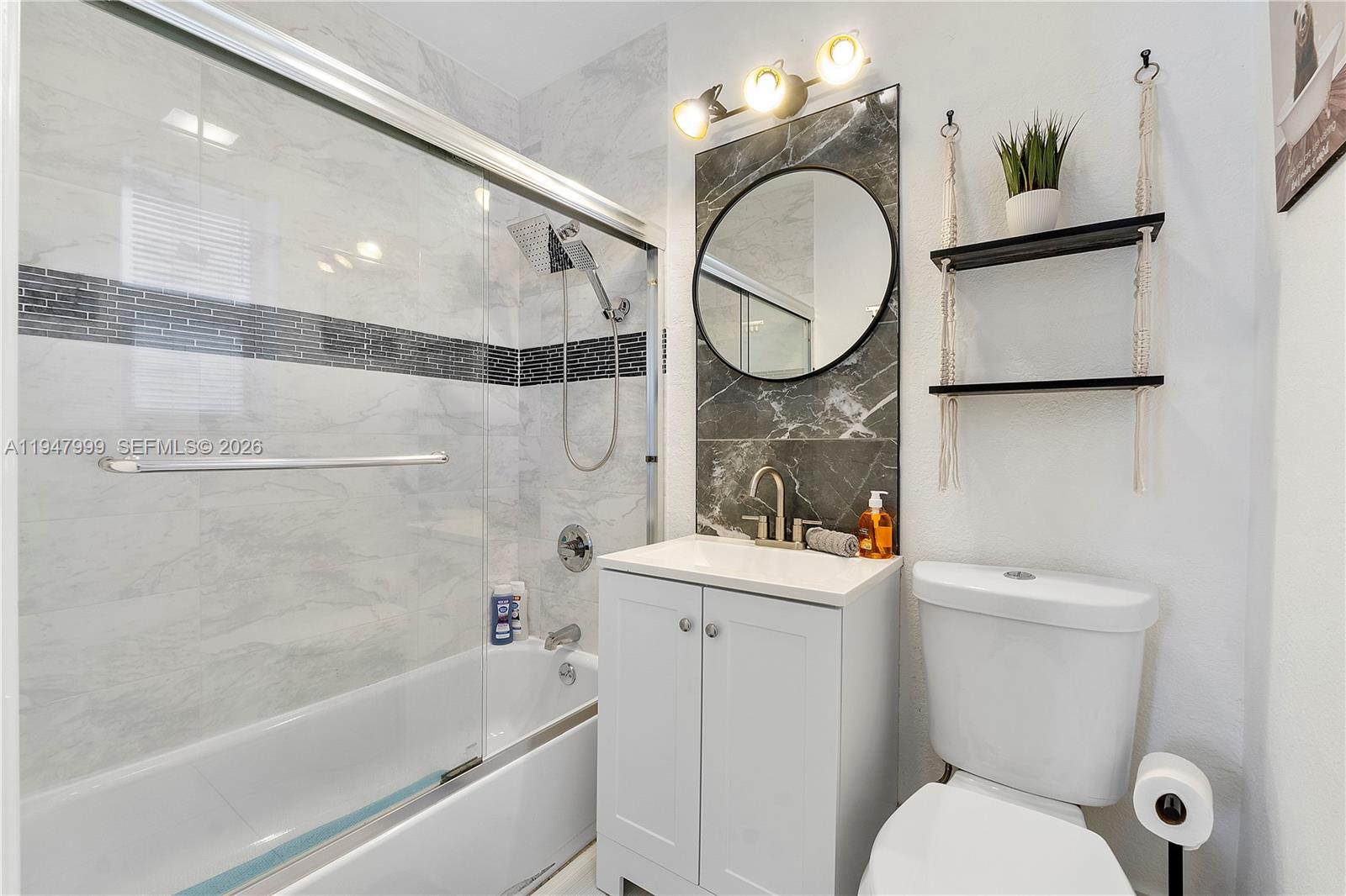 1225 NE 15th Ave # 9 Unit: 1-9