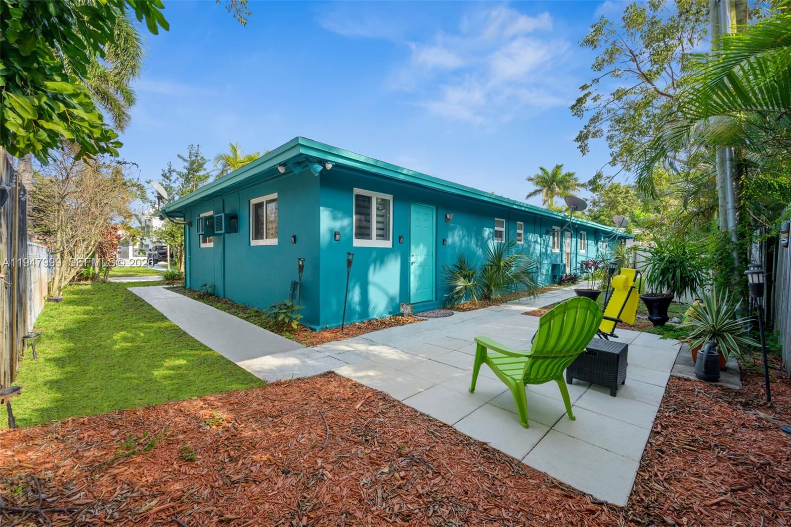 1225 NE 15th Ave # 9 Unit: 1-9