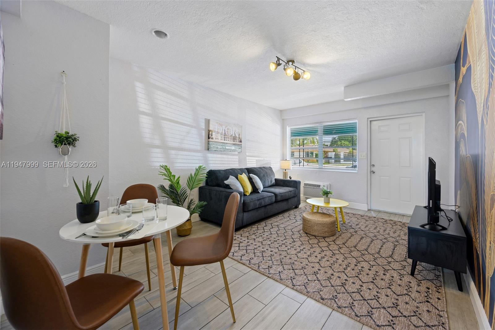 1225 NE 15th Ave # 9 Unit: 1-9