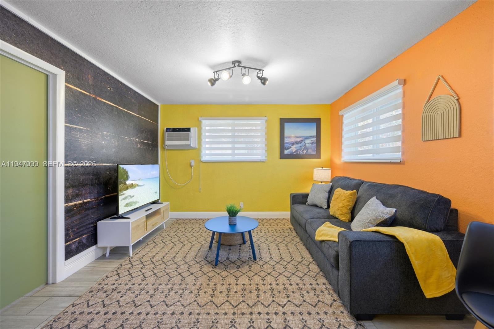 1225 NE 15th Ave # 9 Unit: 1-9