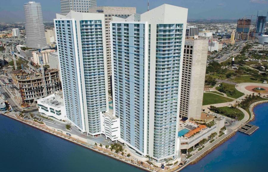325 S Biscayne Blvd # 3718