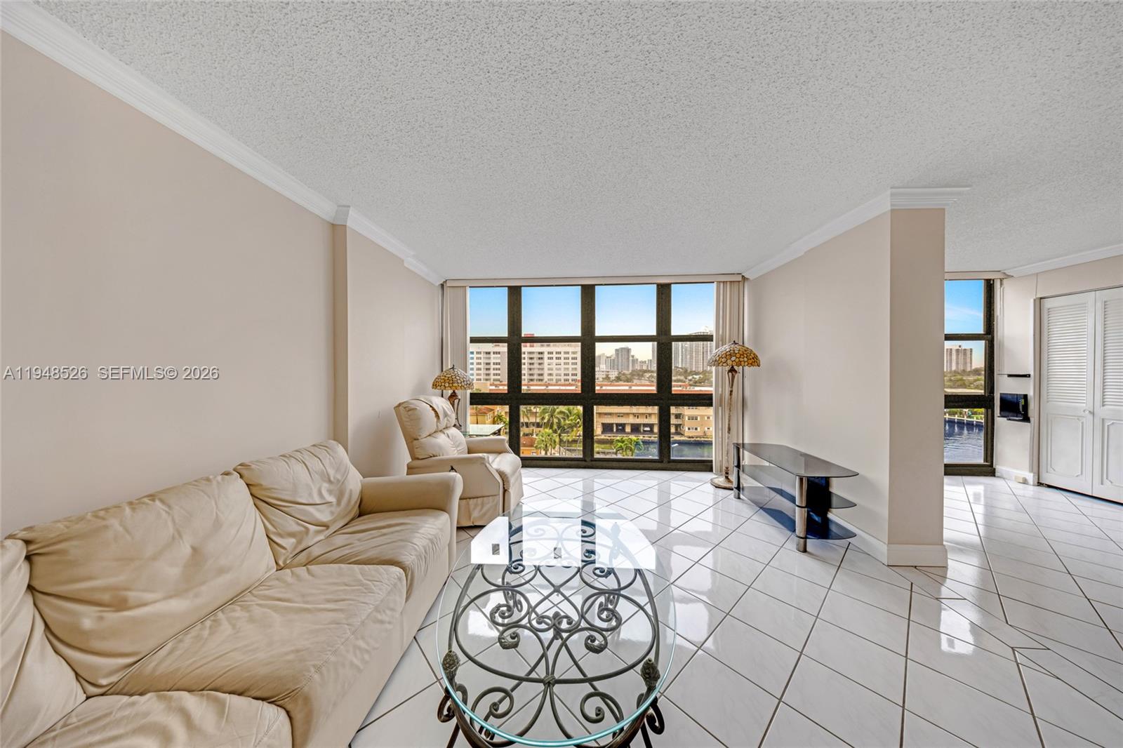 2017 S Ocean Dr # 706