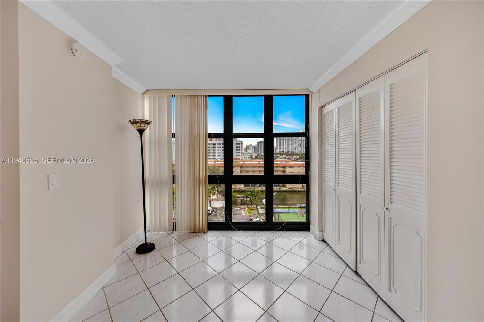2017 S Ocean Dr # 706
