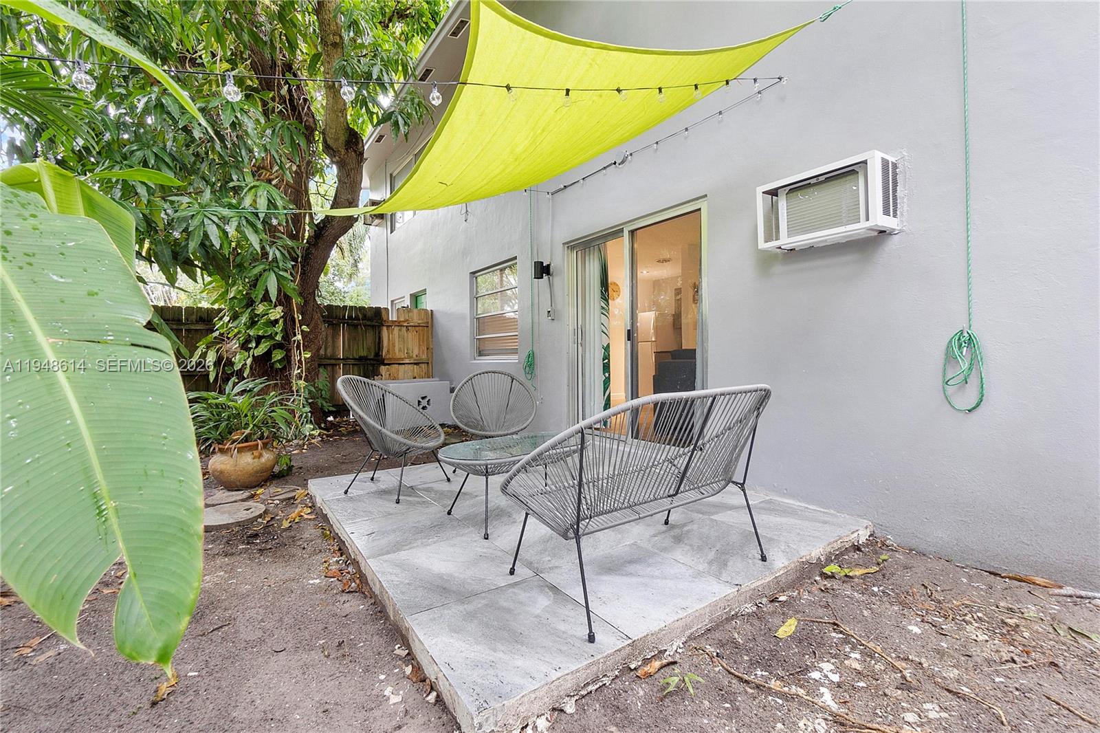 1730 NE 7th St # 5 Unit: 1-5