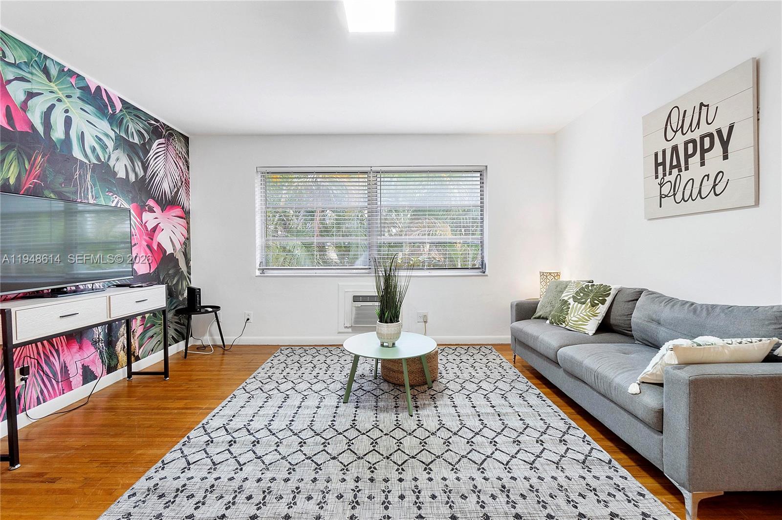 1730 NE 7th St # 5 Unit: 1-5