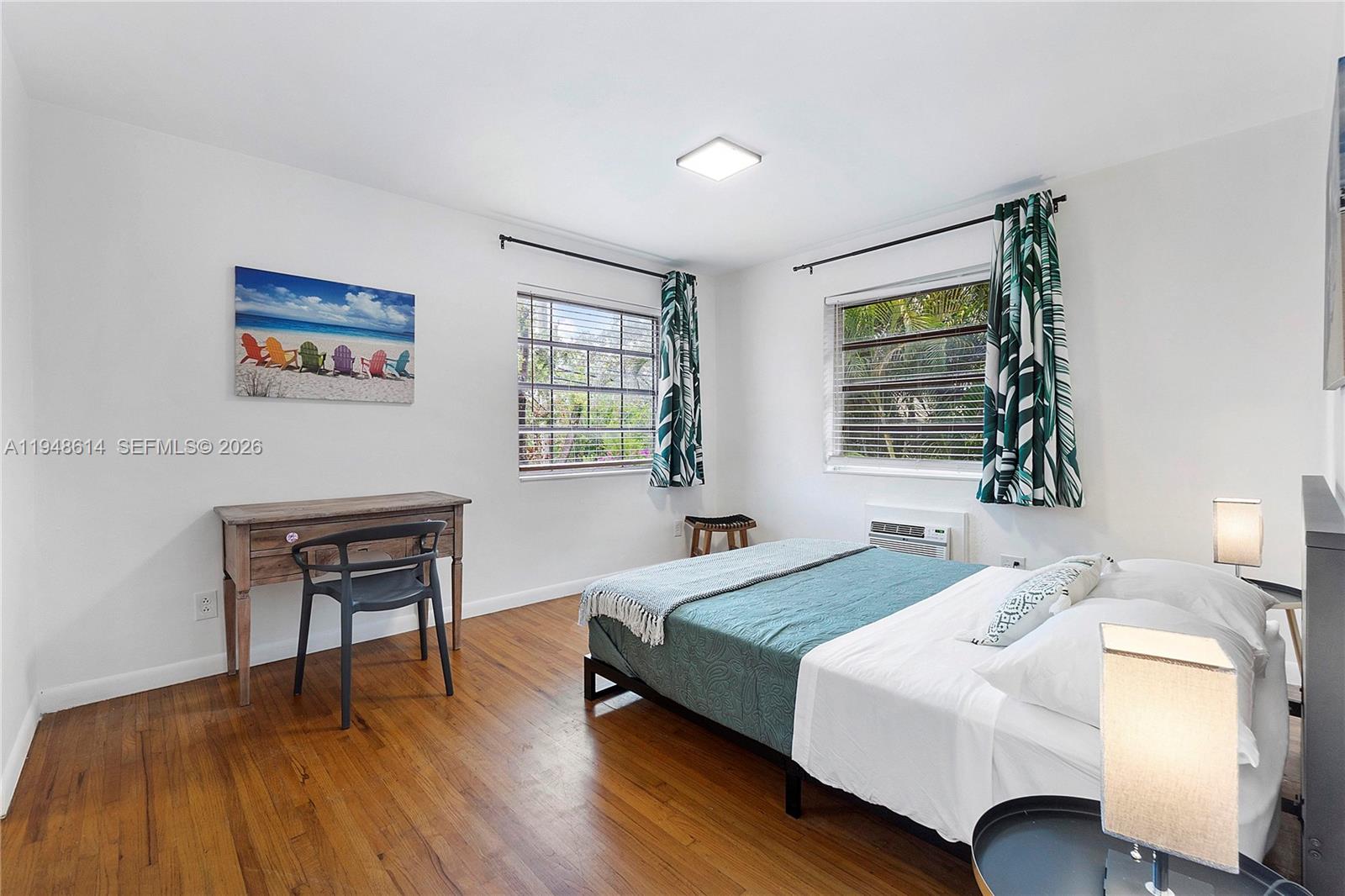 1730 NE 7th St # 5 Unit: 1-5