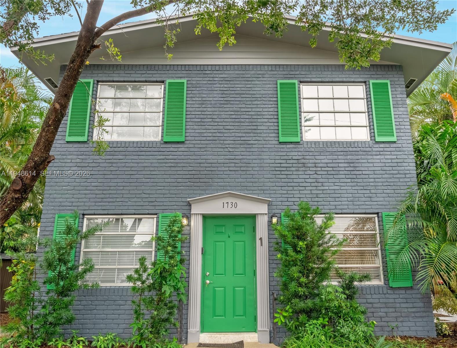 1730 NE 7th St # 5 Unit: 1-5